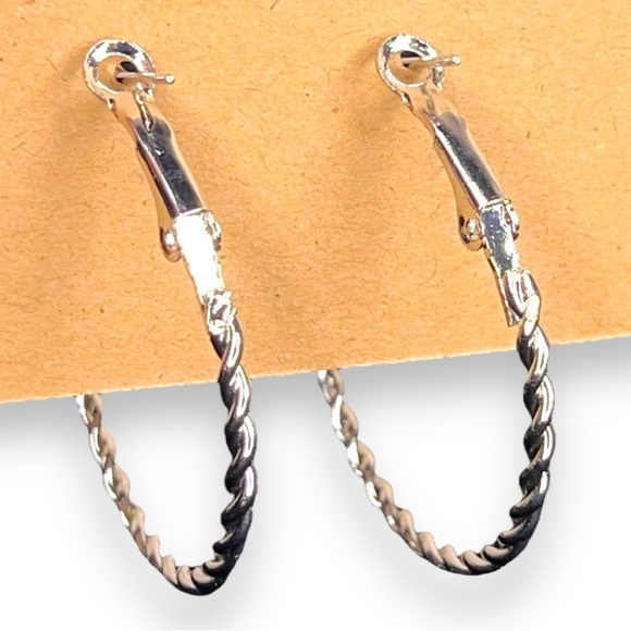 Silver Twist Rope Hoop Earrings Elegant Classic - Picture 1 of 6